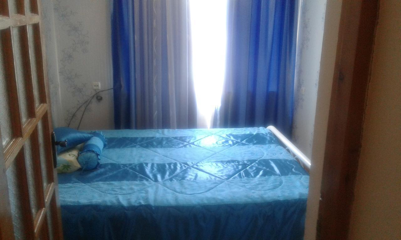 Centr Apartment Кутаиси Екстериор снимка
